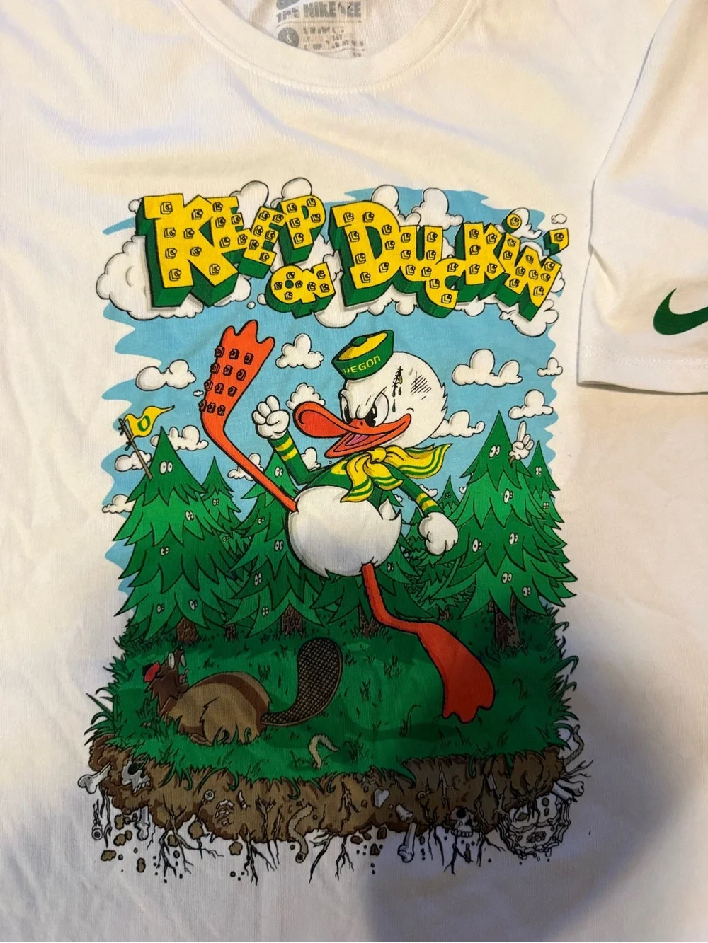 Nike Oregon Ducks “Keep On Duckin’” graphic tee 20th anniversary size small